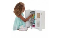 KidKraft Poppen Kledingkast 28 KidKraft Poppen Kledingkast -Buitenspeelgoed Winkel 27fa131c645bf74def10e698b527c8acfc424e96d80f0d5ce31dc919f62faabe
