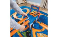 Step2 Hot Wheels Car & Track Circuit -Buitenspeelgoed Winkel 32b8cd8f91b16d1a45051480ec8dc3573d34b7917b7ba2a56a1ad1754ed6905a