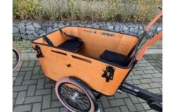 VOGUE Carry 3 Elektrische Bakfiets Zwart/Bruin 16 VOGUE Carry 3 Elektrische Bakfiets Zwart/Bruin -Buitenspeelgoed Winkel 3efdfd724faf5aa77fe1b529fde3e15dc43bde1ba3ac6b99bd5af5f53ca304b3