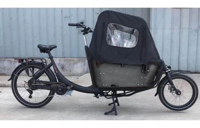 VOGUE Superior 2 Elektrische Bakfiets Zwart/Zwart 4 VOGUE Superior 2 Elektrische Bakfiets Zwart/Zwart - Afbeelding 2