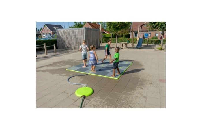 EXIT Sprinqle Water Speeltegels 250x250cm 7 EXIT Sprinqle Water Speeltegels 250x250cm - Afbeelding 5