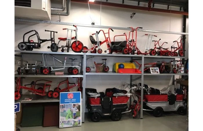 Winther Bike Klein Met Trappers 522452 4 Winther Bike Klein Met Trappers 522452 - Afbeelding 2