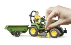 Bruder 62104 John Deere Zitmaaier Met Tuinman En Accessoires -Buitenspeelgoed Winkel grasmaaier.jpg 4