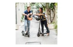 Segway Ninebot KickScooter F40I -Buitenspeelgoed Winkel ninebot kickscooter f40i powered by segway 03 400x400 1